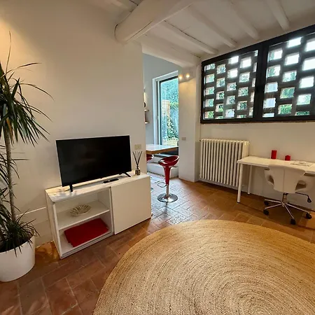 Casina Delle Note 펜션 *